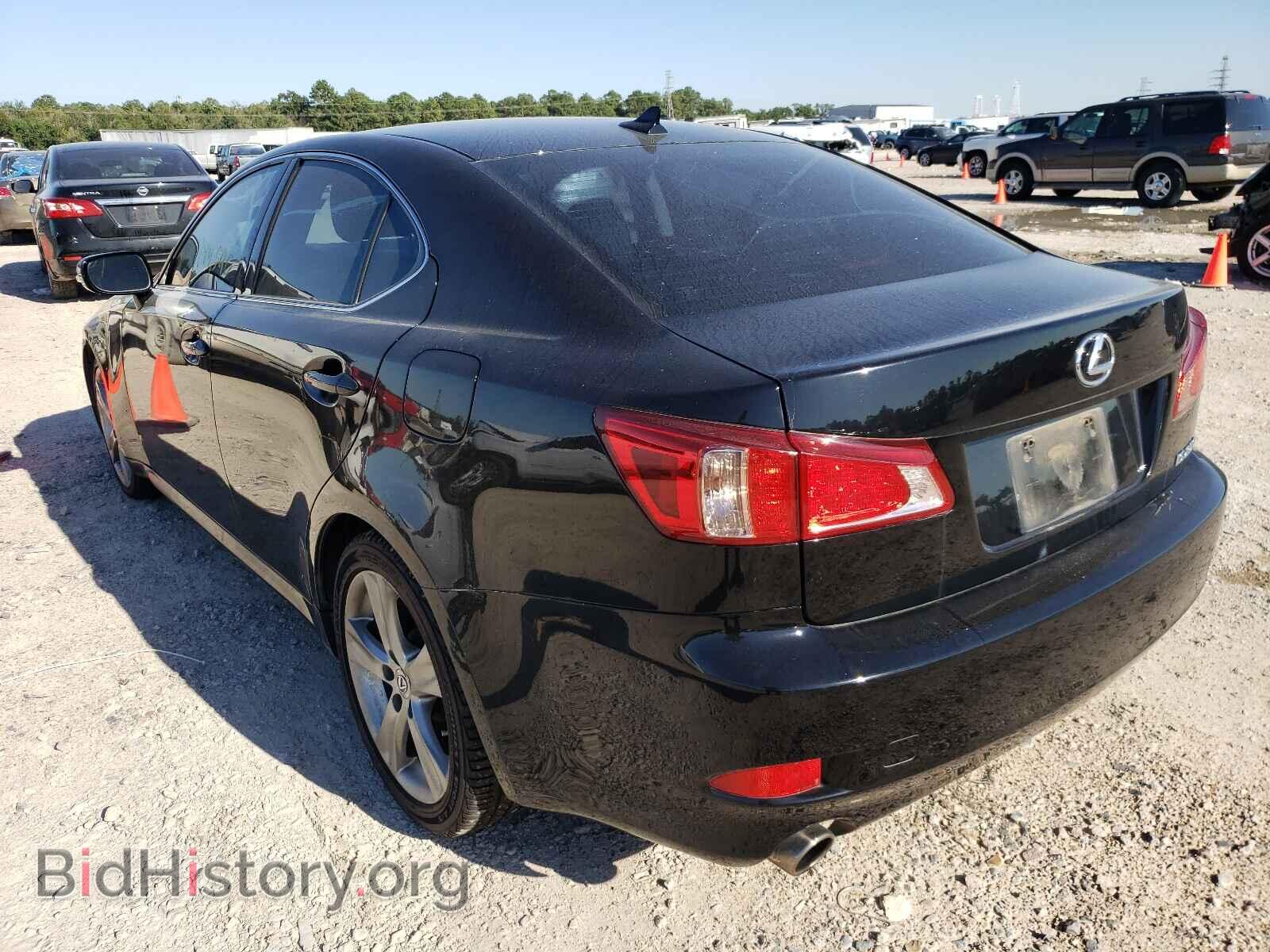 2011 LEXUS IS - VIN: JTHBF5C20B5151698 - Фото 3