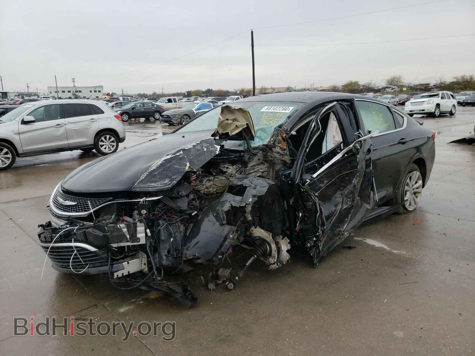 2016 CHRYSLER 200 - VIN: 1C3CCCABXGN143447 - Photo 2