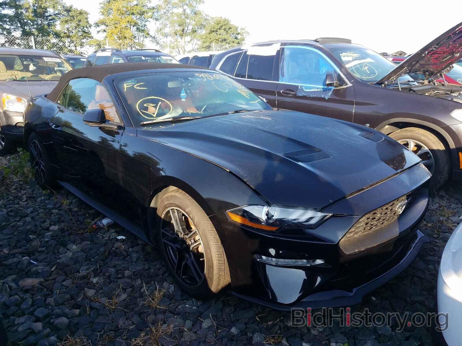 Photo 1FATP8UH5L5137830 - FORD MUSTANG 2020