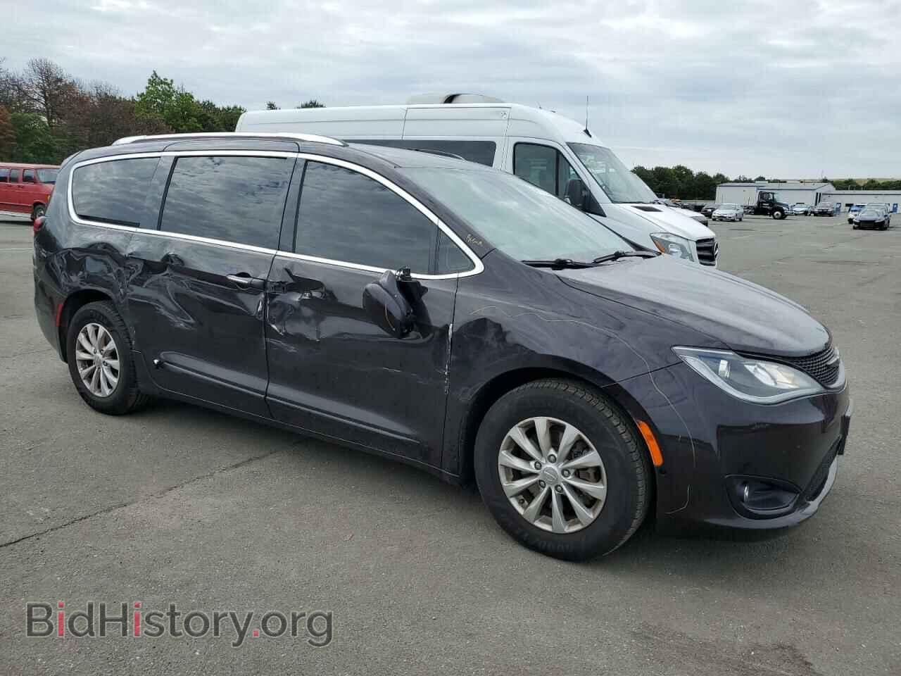 2019 CHRYSLER PACIFICA - VIN: 2C4RC1BG0KR666136 - Фото 4