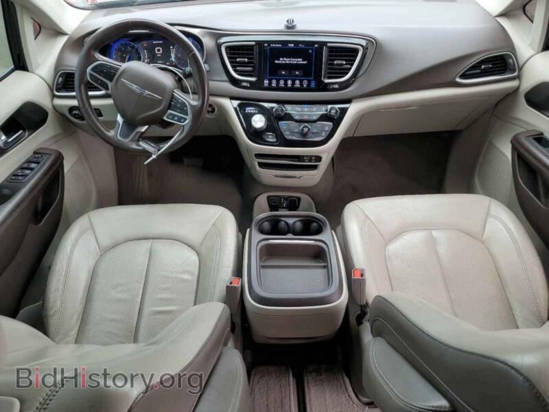 2019 Chrysler PACIFICA (VIN 2C4RC1BG0KR666136) — photo 8 of 13