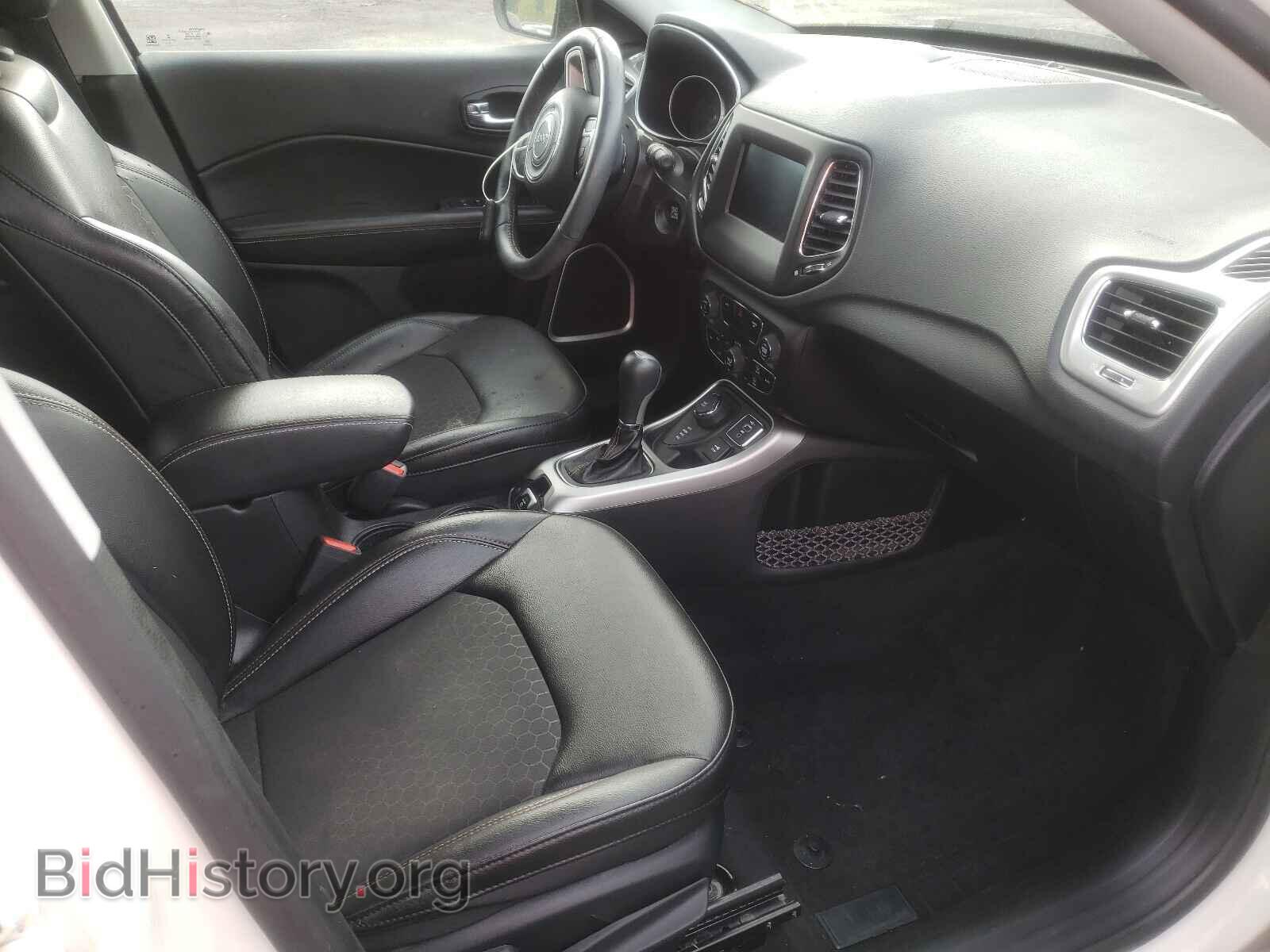 2019 JEEP COMPASS - VIN: 3C4NJDBB8KT678512 - Photo 5