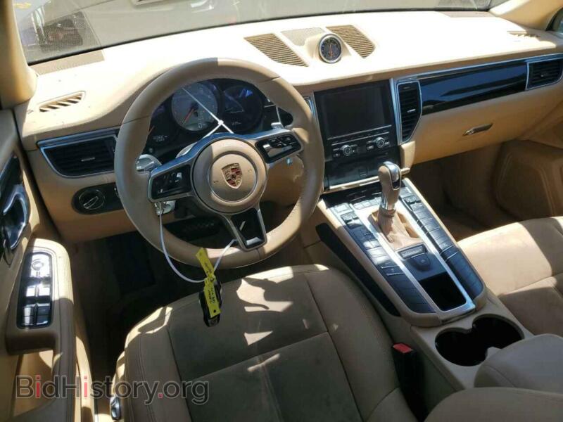 2016 Porsche MACAN (VIN WP1AB2A55GLB47538) — фото 8 из 13