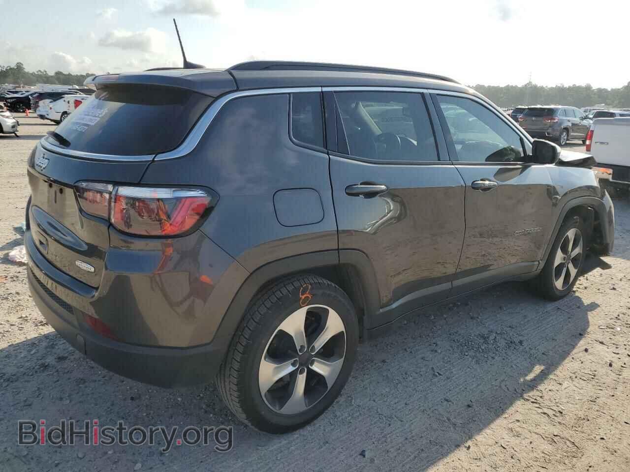 2018 JEEP COMPASS - VIN: 3C4NJCBB4JT240773 - Photo 3