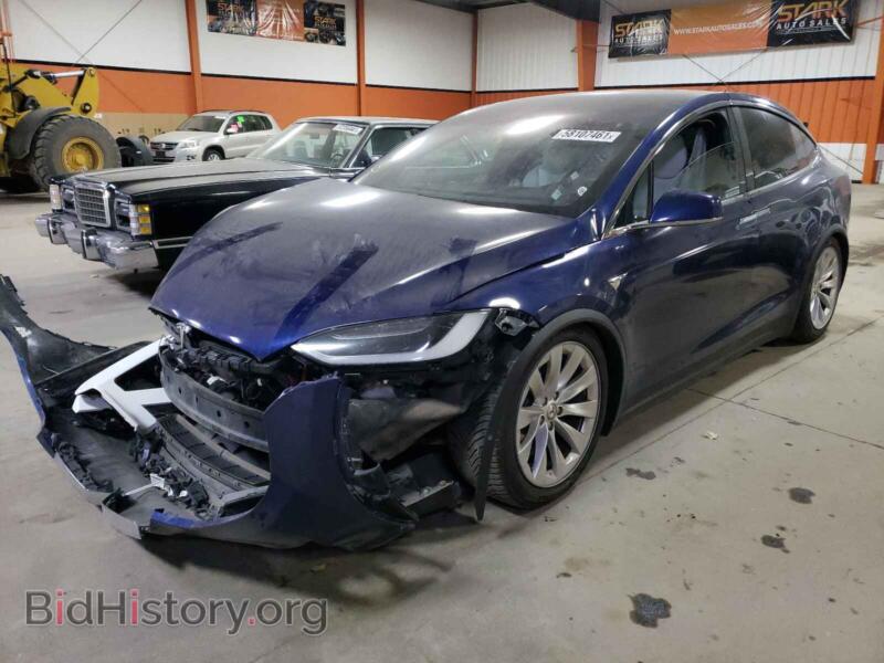 2017 Tesla MODEL X (VIN 5YJXCDE22HF035191) — фото 2 из 10