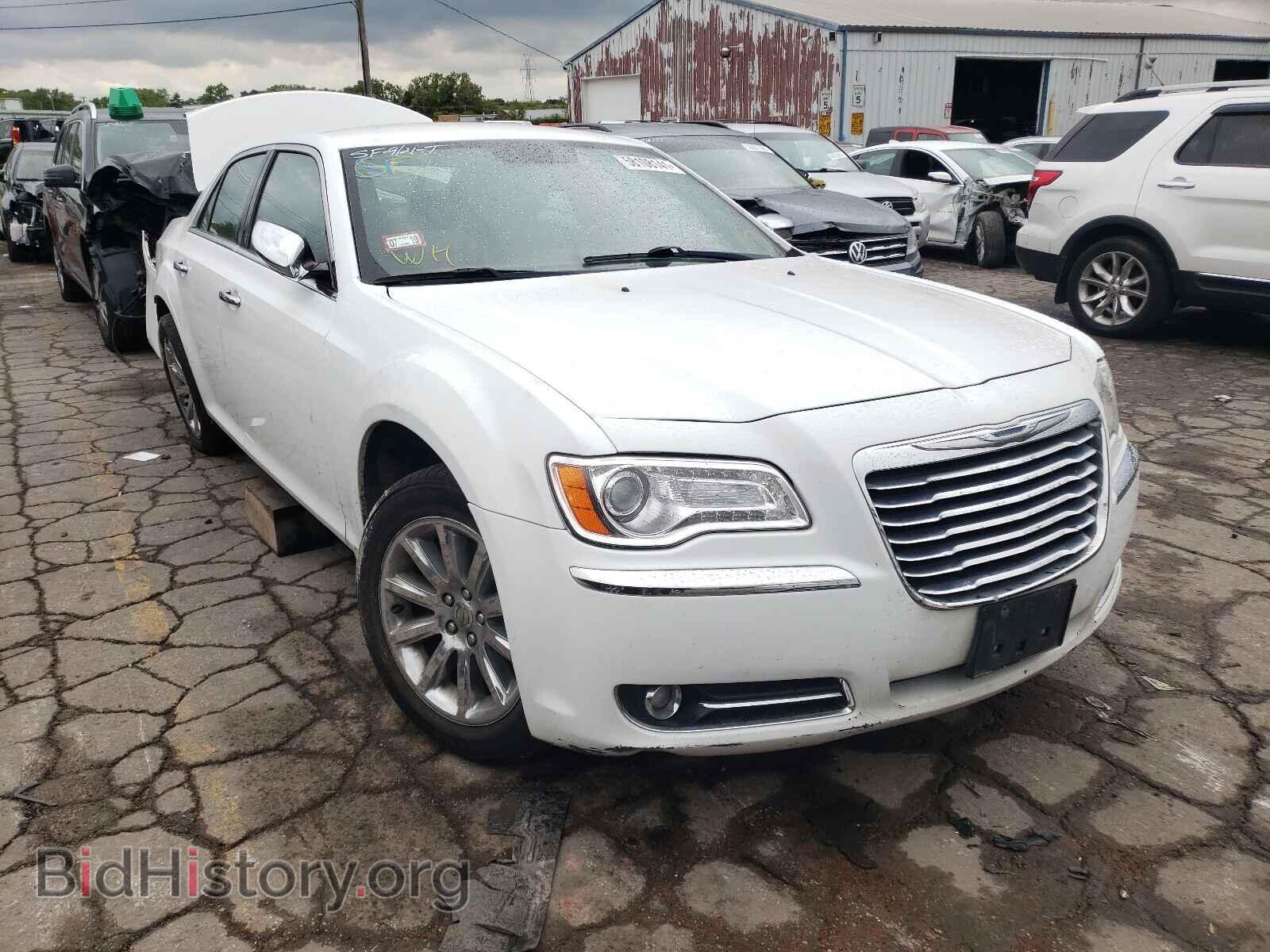 Фотография 2C3CCAET8EH171423 - CHRYSLER 300 2014