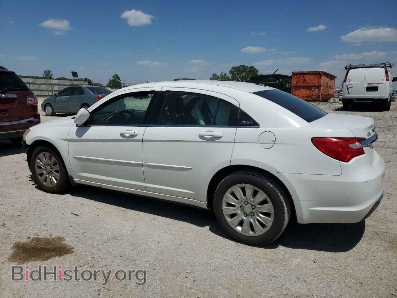 2012 CHRYSLER 200 - VIN: 1C3CCBAB6CN205124 - Фото 2