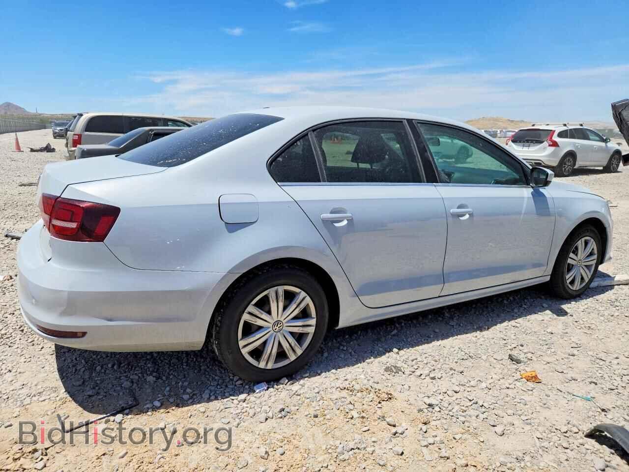 2017 VOLKSWAGEN JETTA - VIN: 3VW2B7AJ3HM291764 - Фото 3