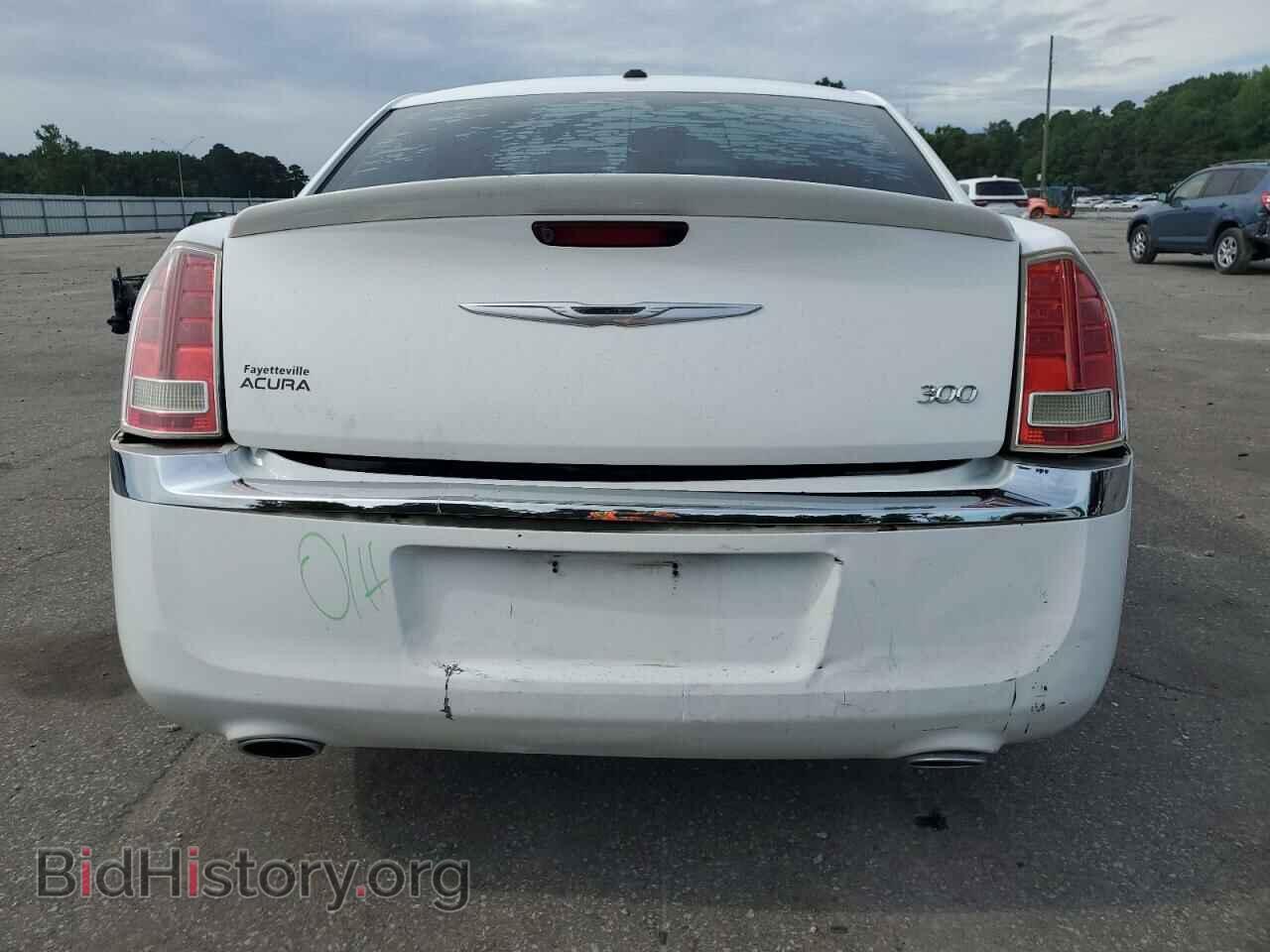 2014 CHRYSLER 300 - VIN: 2C3CCAAG1EH354462 - Фото 6