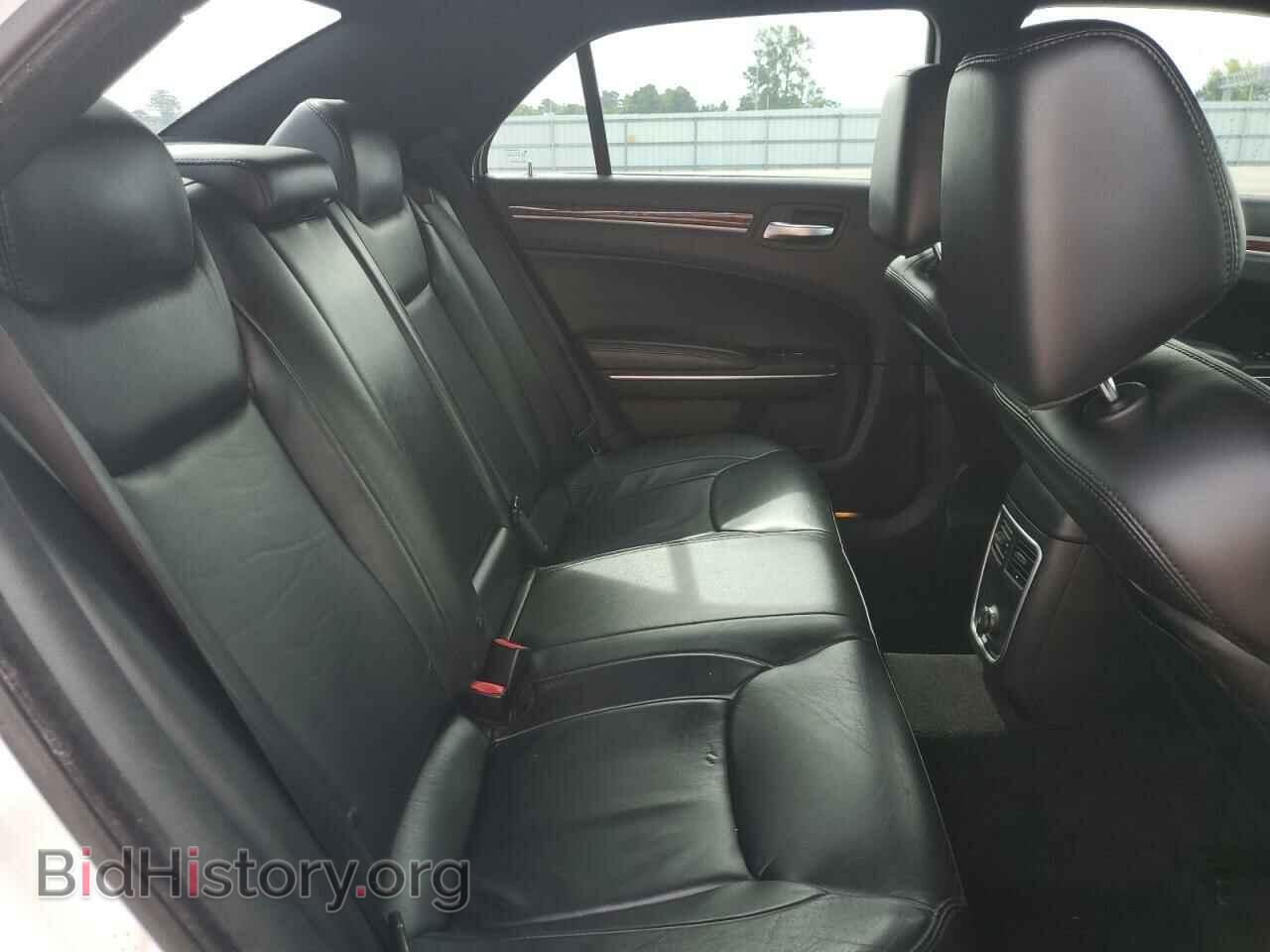 2014 CHRYSLER 300 - VIN: 2C3CCAAG1EH354462 - Фото 10