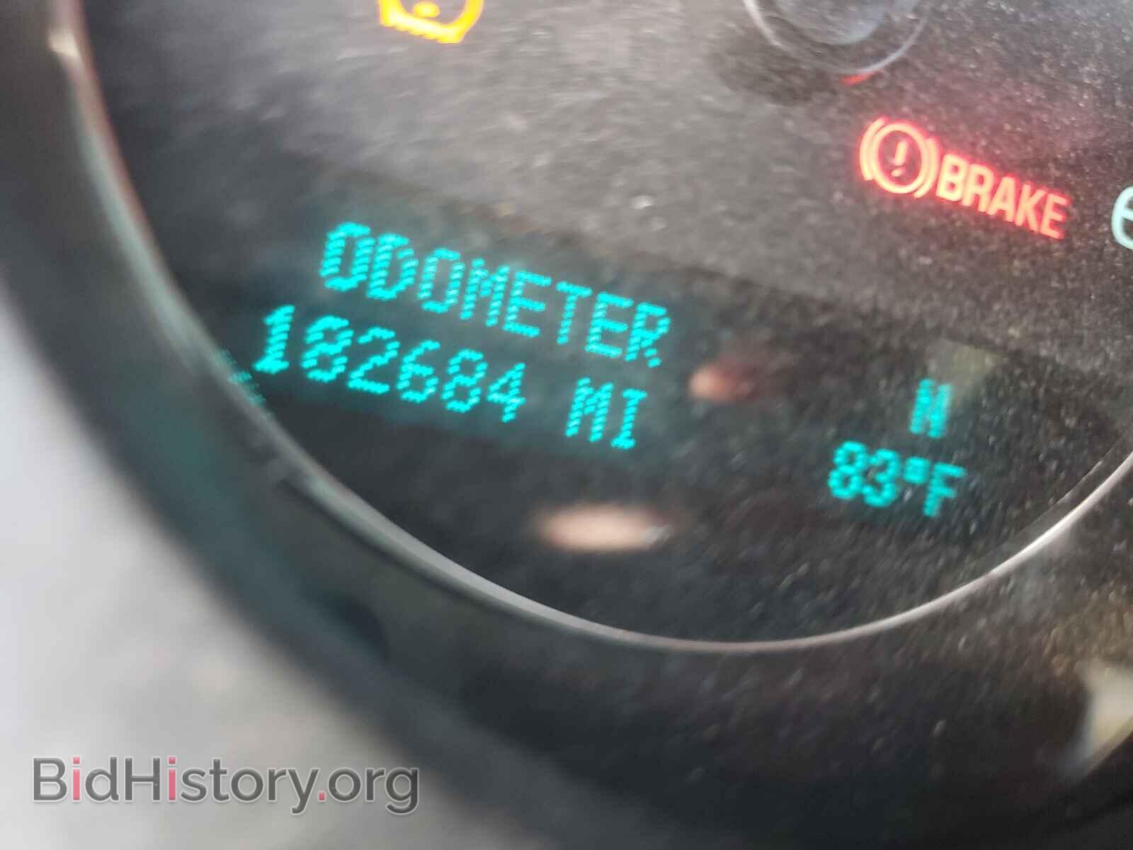 2011 GMC YUKON - VIN: 1GKS2EEF3BR185970 - Фото 8