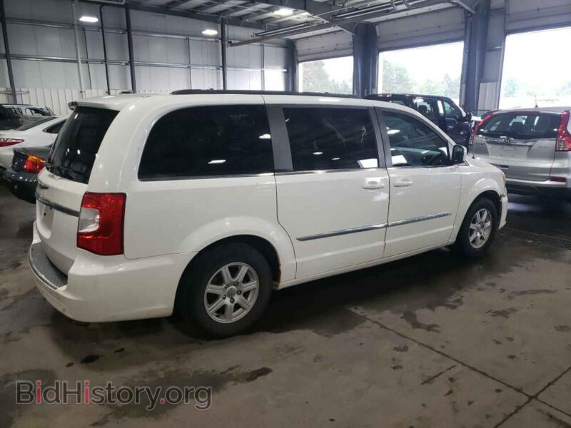 2011 Chrysler MINIVAN (VIN 2A4RR5DG0BR702985) — photo 3 of 13