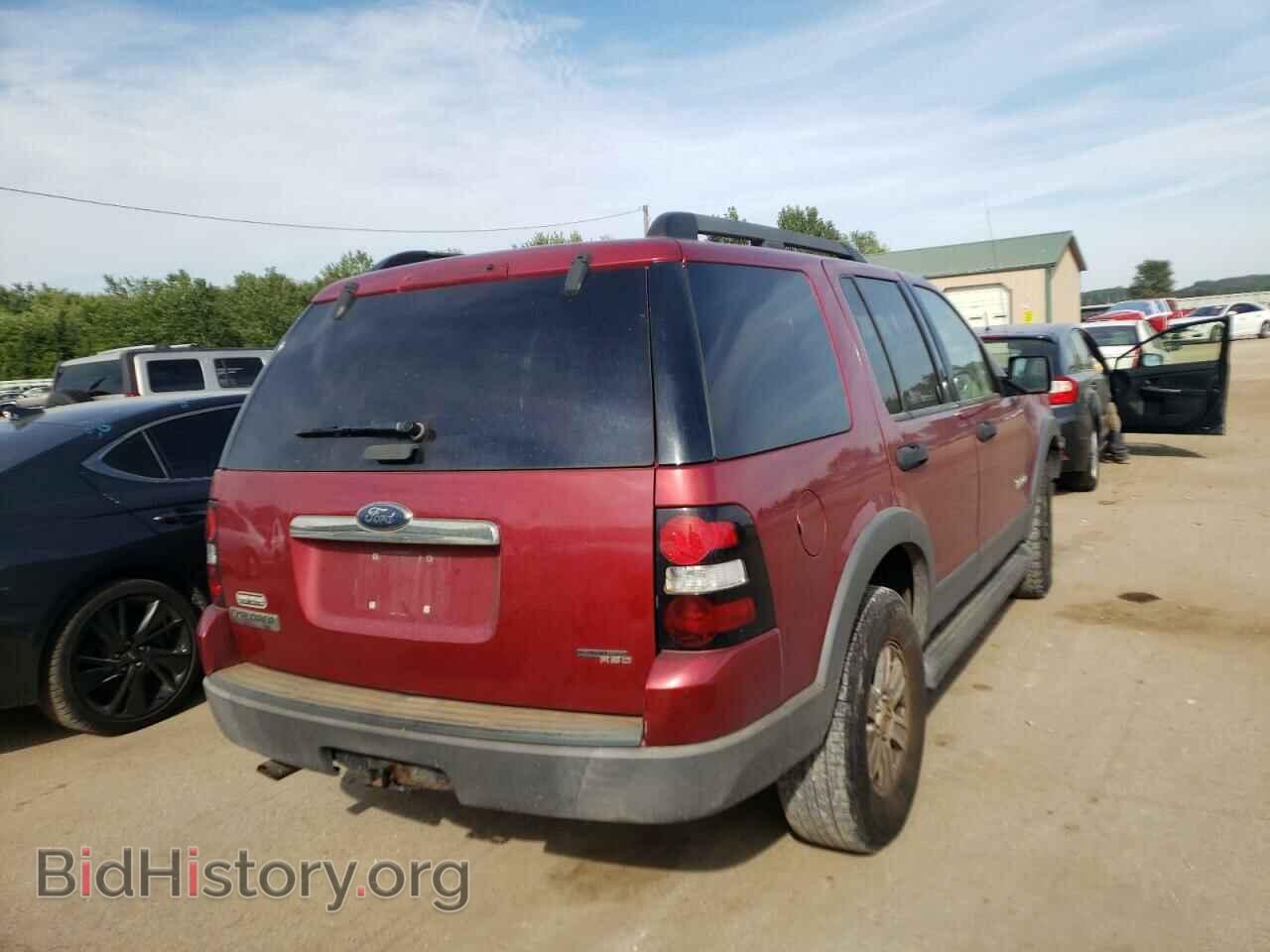 2006 FORD EXPLORER - VIN: 1FMEU73E56UB17824 - Фото 4