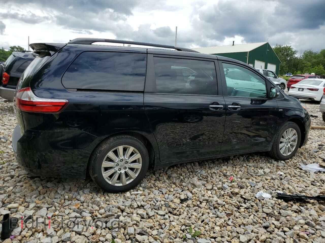2017 TOYOTA All Models - VIN: 5TDDZ3DC5HS181375 - Фото 3