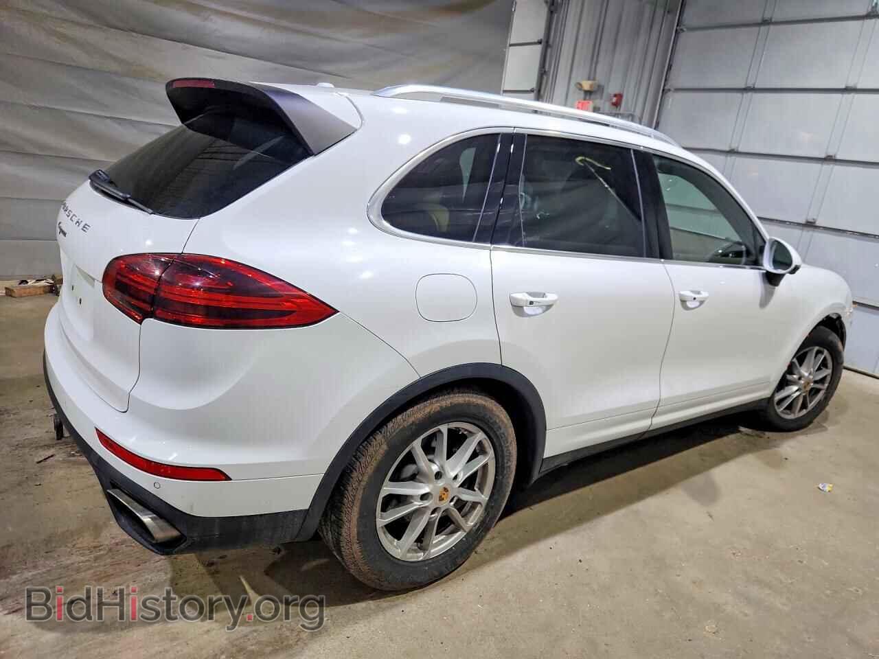 2016 PORSCHE CAYENNE - VIN: WP1AA2A21GKA10711 - Photo 3