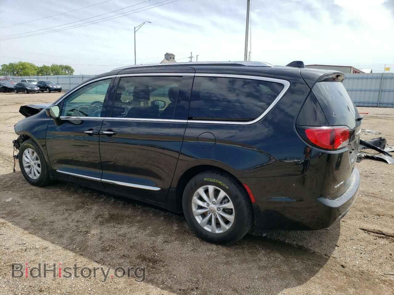 2018 CHRYSLER PACIFICA - VIN: 2C4RC1EGXJR178189 - Photo 2