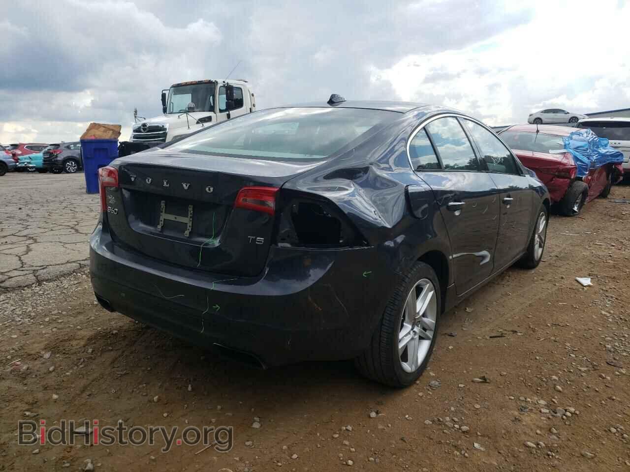 2015 VOLVO S60 - VIN: YV140MFK6F2332792 - Фото 4