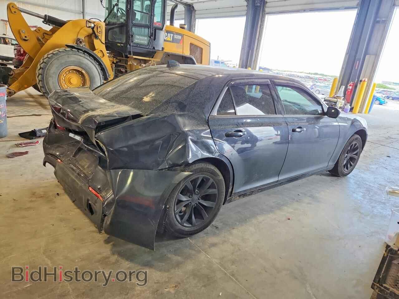 2015 CHRYSLER 300 - VIN: 2C3CCAAG4FH930868 - Фото 3