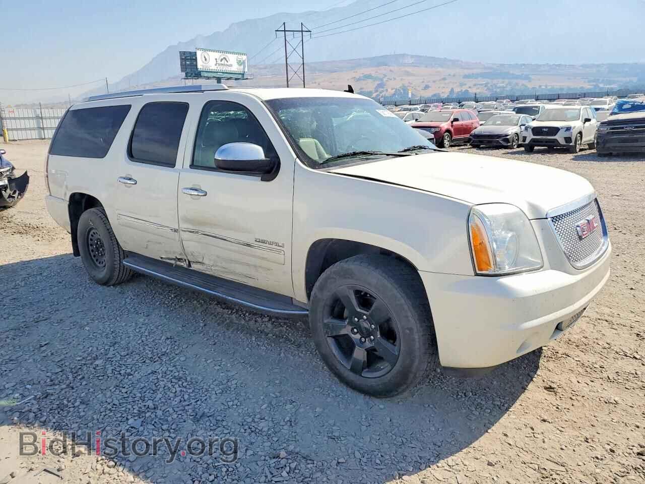 2011 GMC YUKON - VIN: 1GKS2MEF5BR128339 - Photo 4