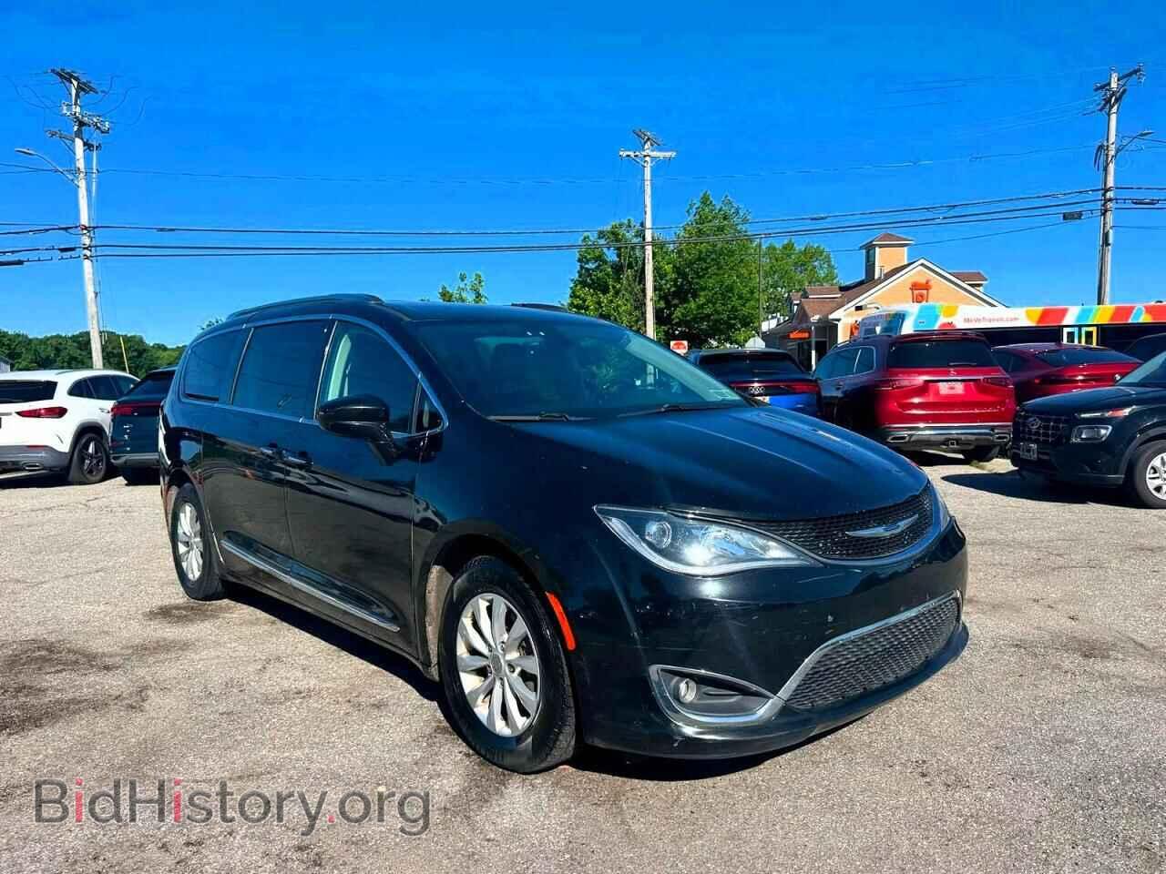 2019 CHRYSLER PACIFICA - VIN: 2C4RC1BG0KR555280 - Фото 2