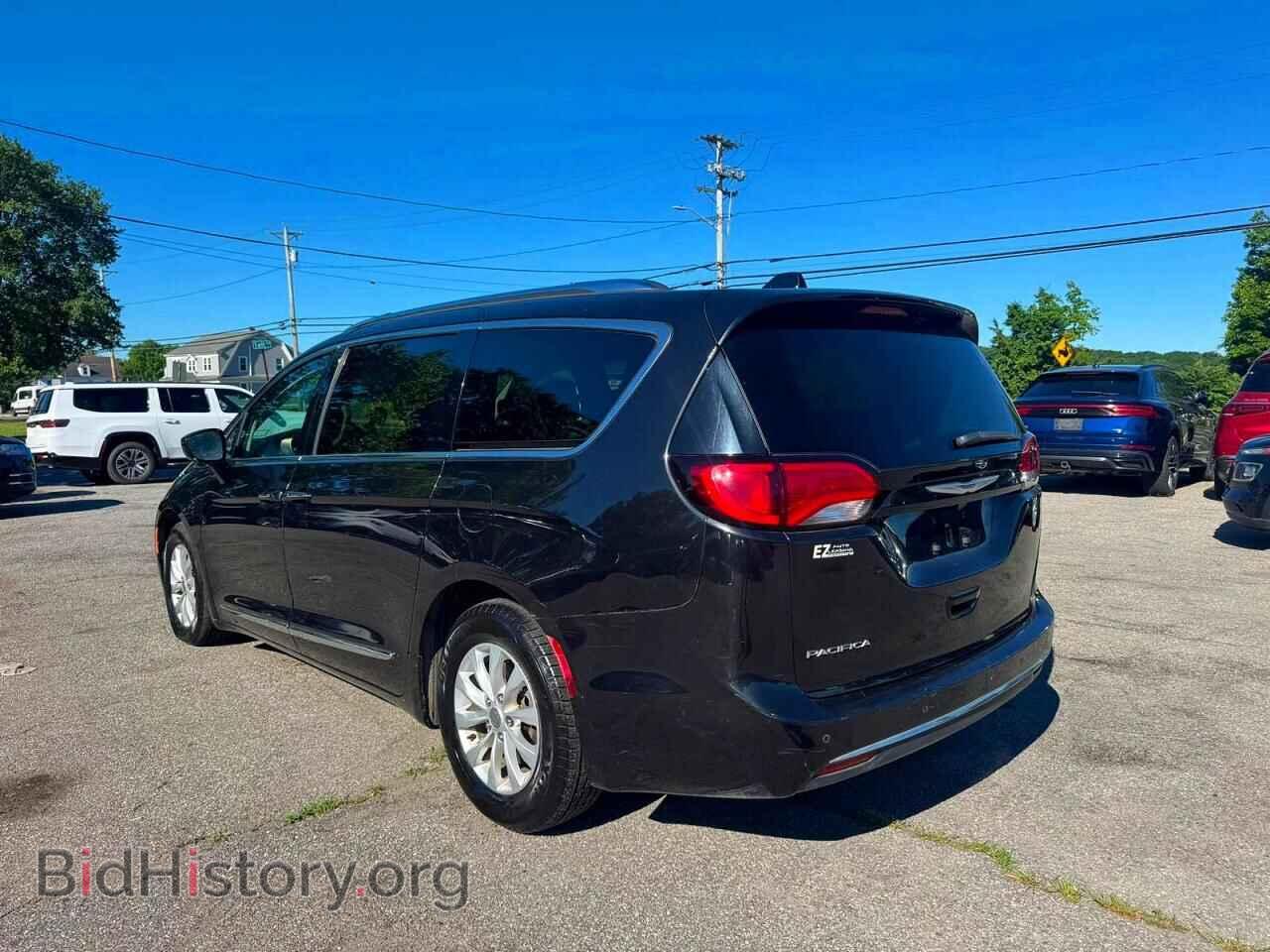2019 CHRYSLER PACIFICA - VIN: 2C4RC1BG0KR555280 - Фото 3