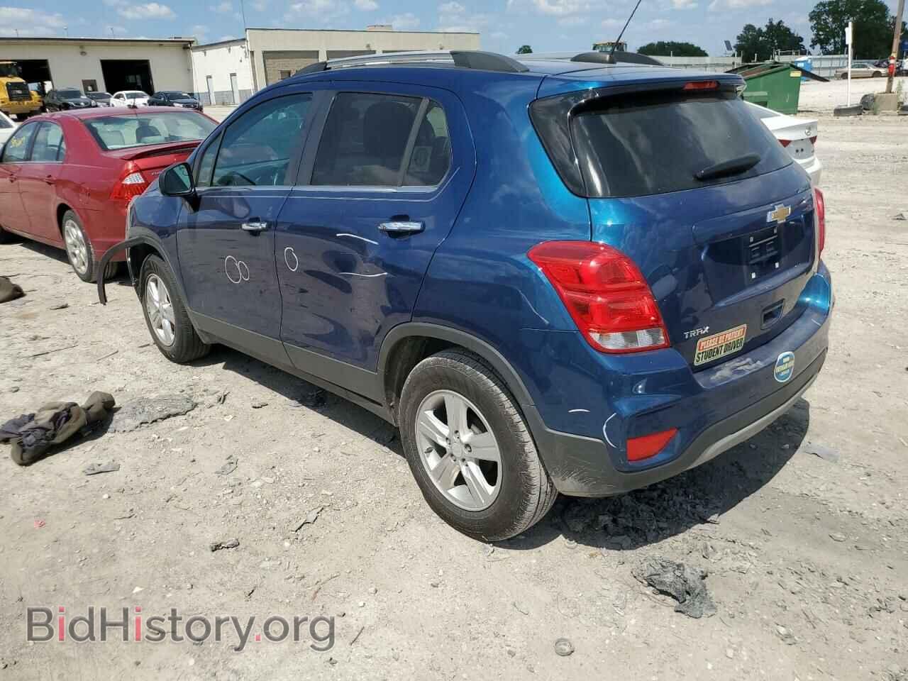 2019 CHEVROLET TRAX - VIN: 3GNCJLSB3KL357101 - Фото 2