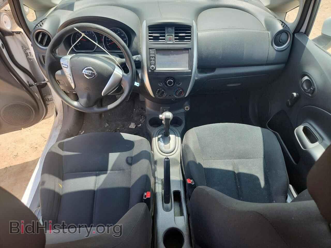 2019 NISSAN VERSA - VIN: 3N1CE2CP7KL366596 - Фото 8