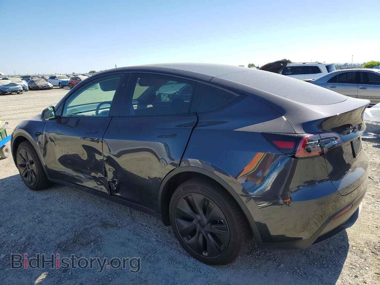2024 TESLA MODEL Y - VIN: 7SAYGDED2RF153353 - Photo 2