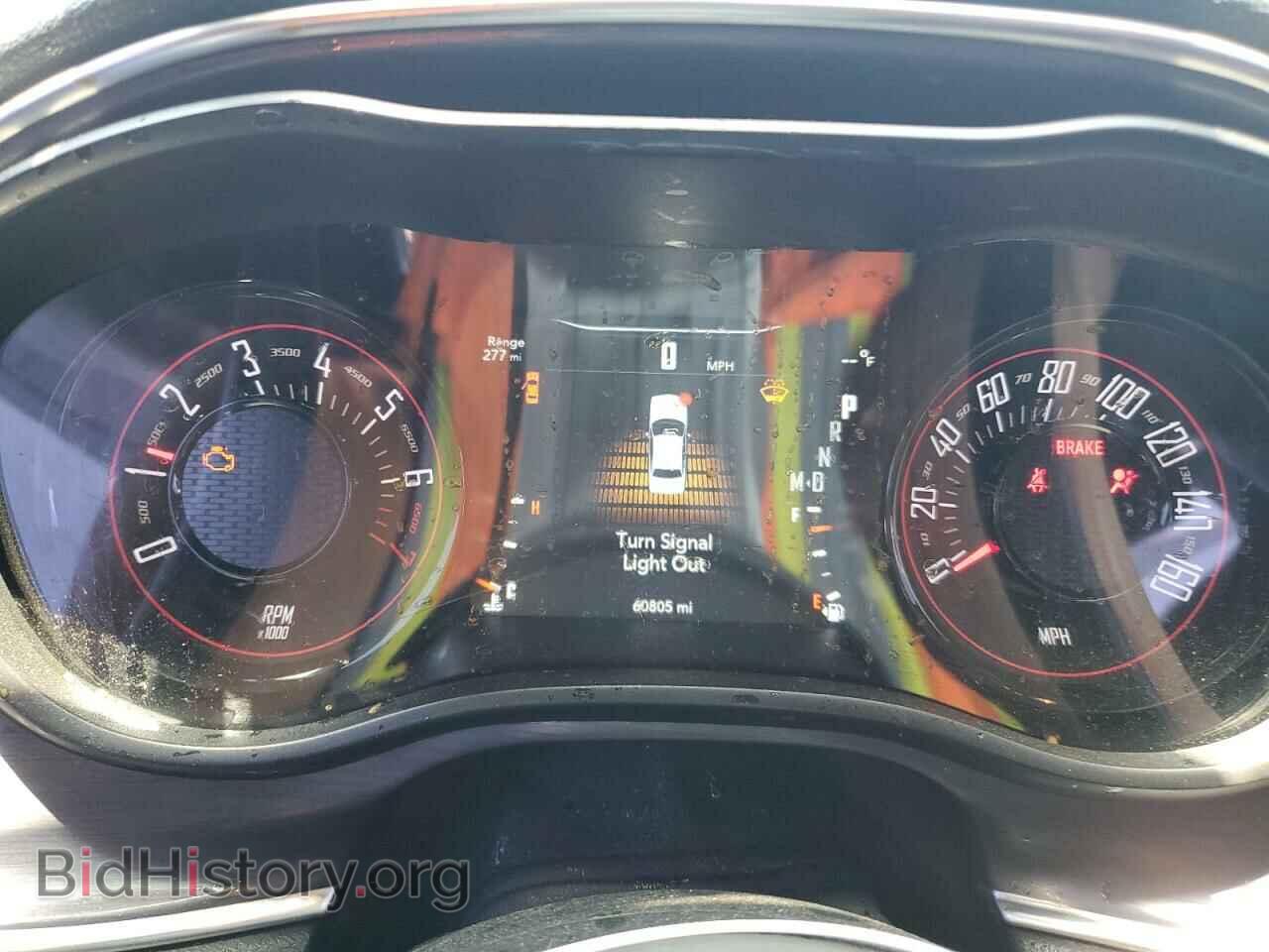 2017 DODGE CHALLENGER - VIN: 2C3CDZAG1HH651554 - Фото 9