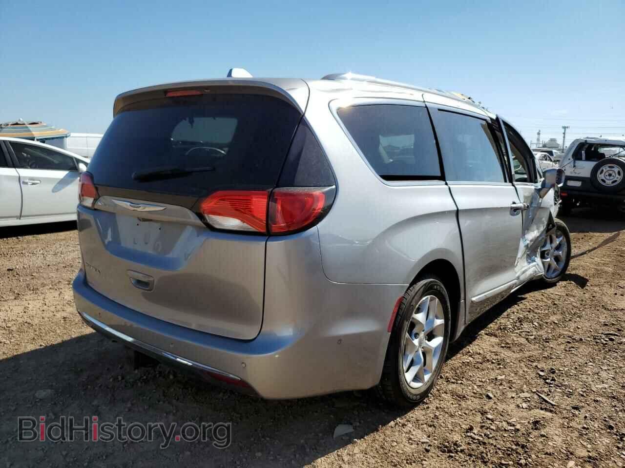 2017 CHRYSLER PACIFICA - VIN: 2C4RC1EG5HR533442 - Фото 4