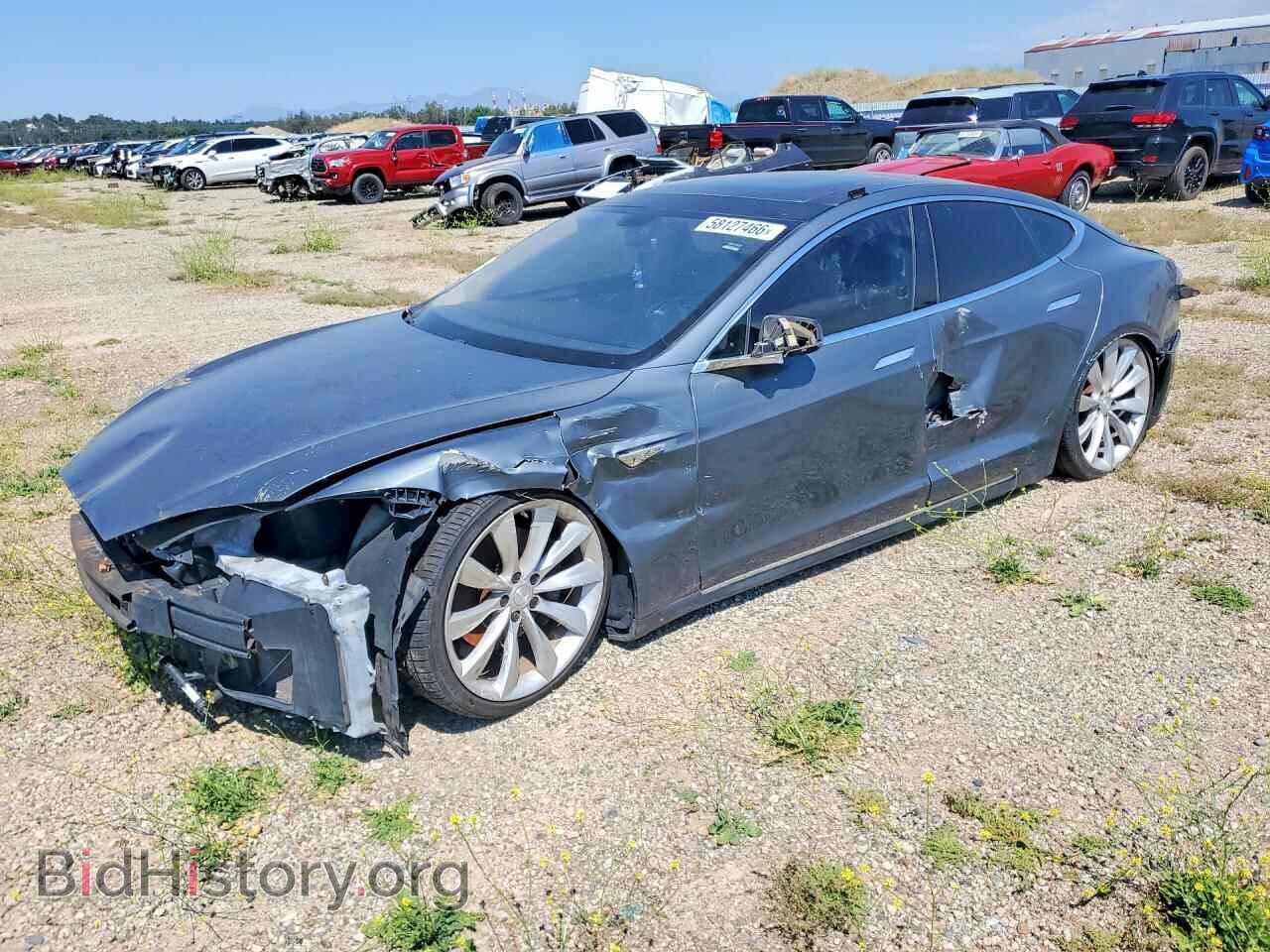 Фотография 5YJSA1CG3DFP03930 - TESLA MODEL S 2013