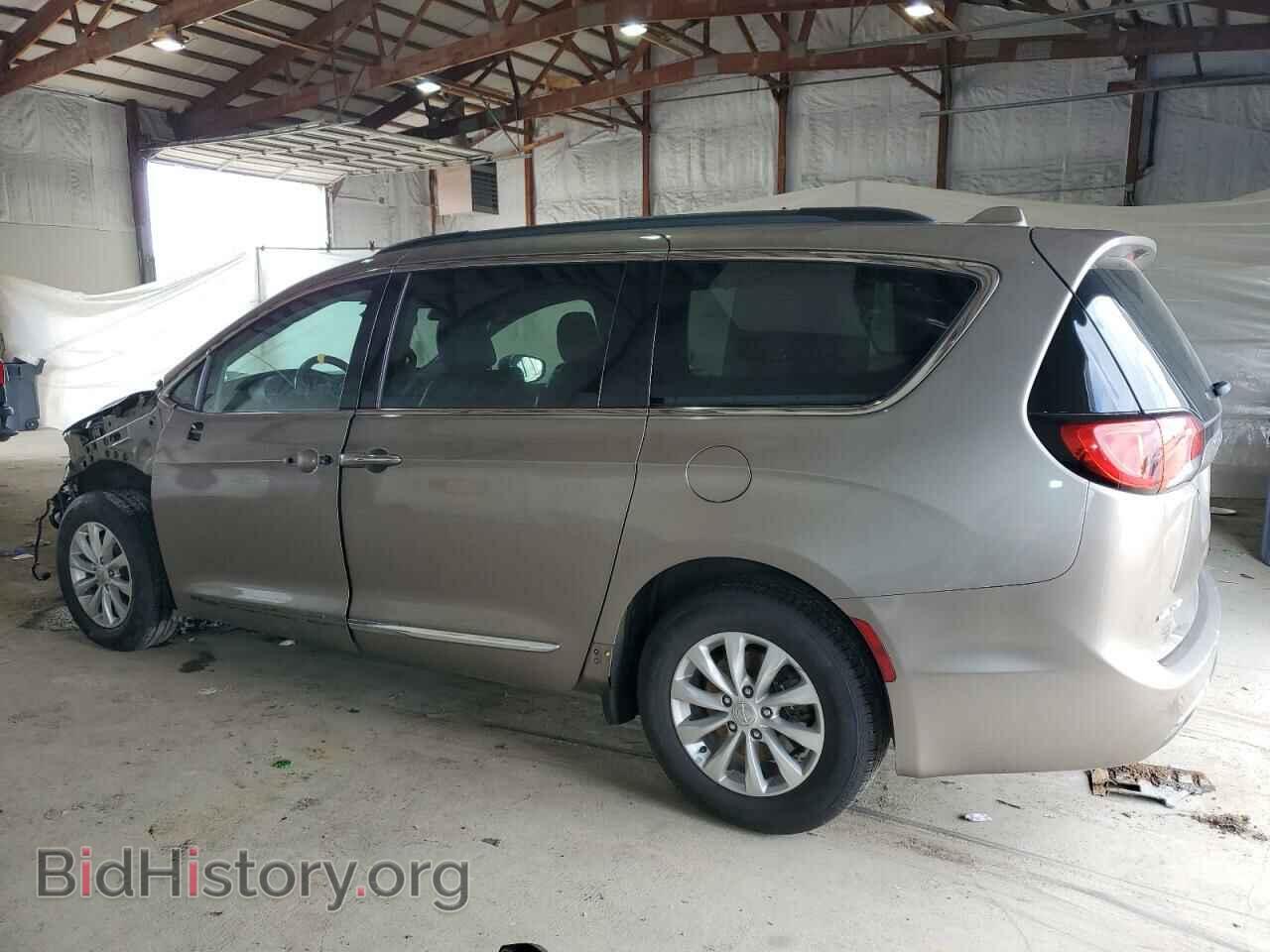 2017 CHRYSLER PACIFICA - VIN: 2C4RC1BG6HR535432 - Photo 2