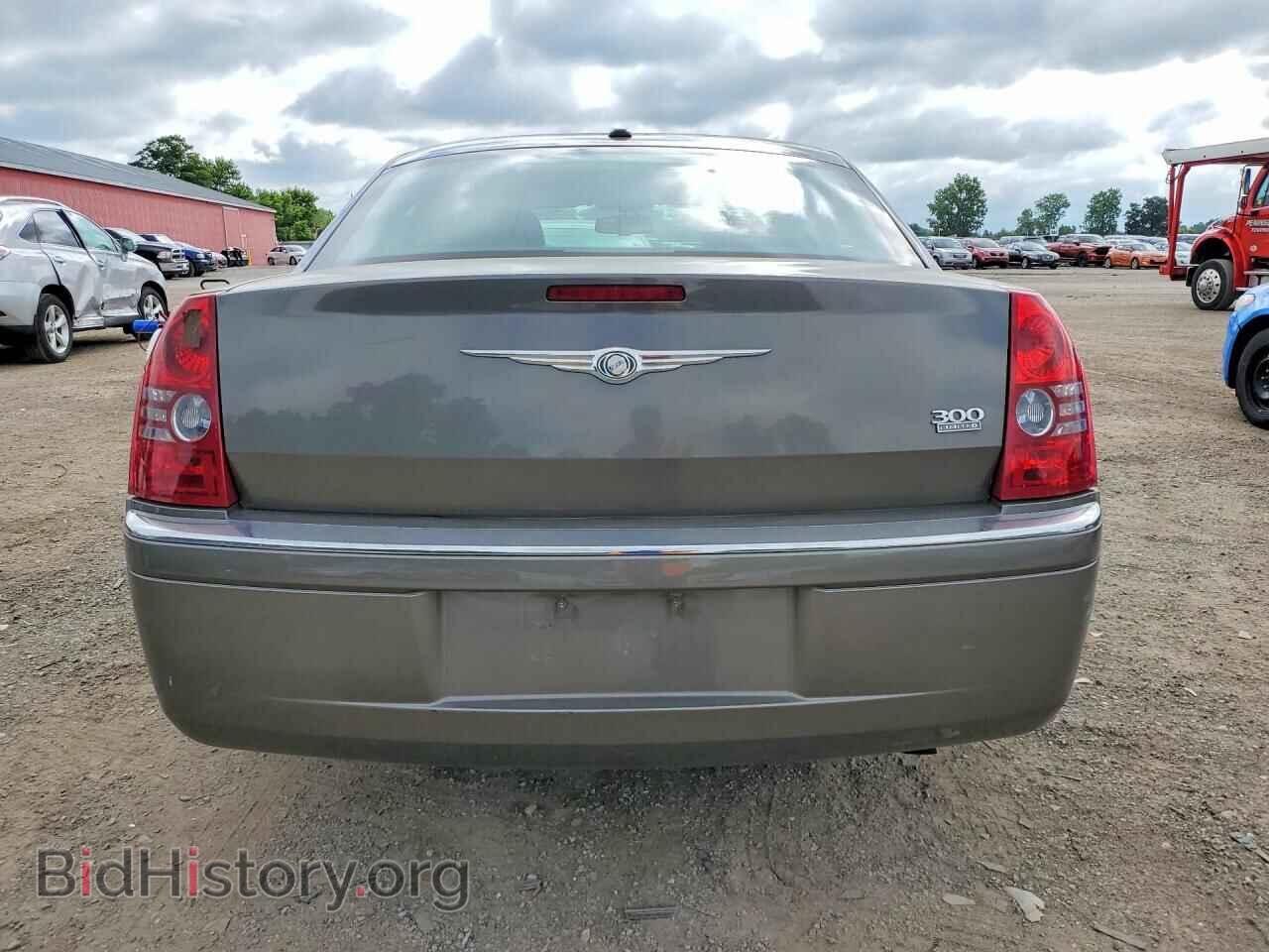 2010 CHRYSLER 300 - VIN: 2C3CA3CV2AH146470 - Photo 6