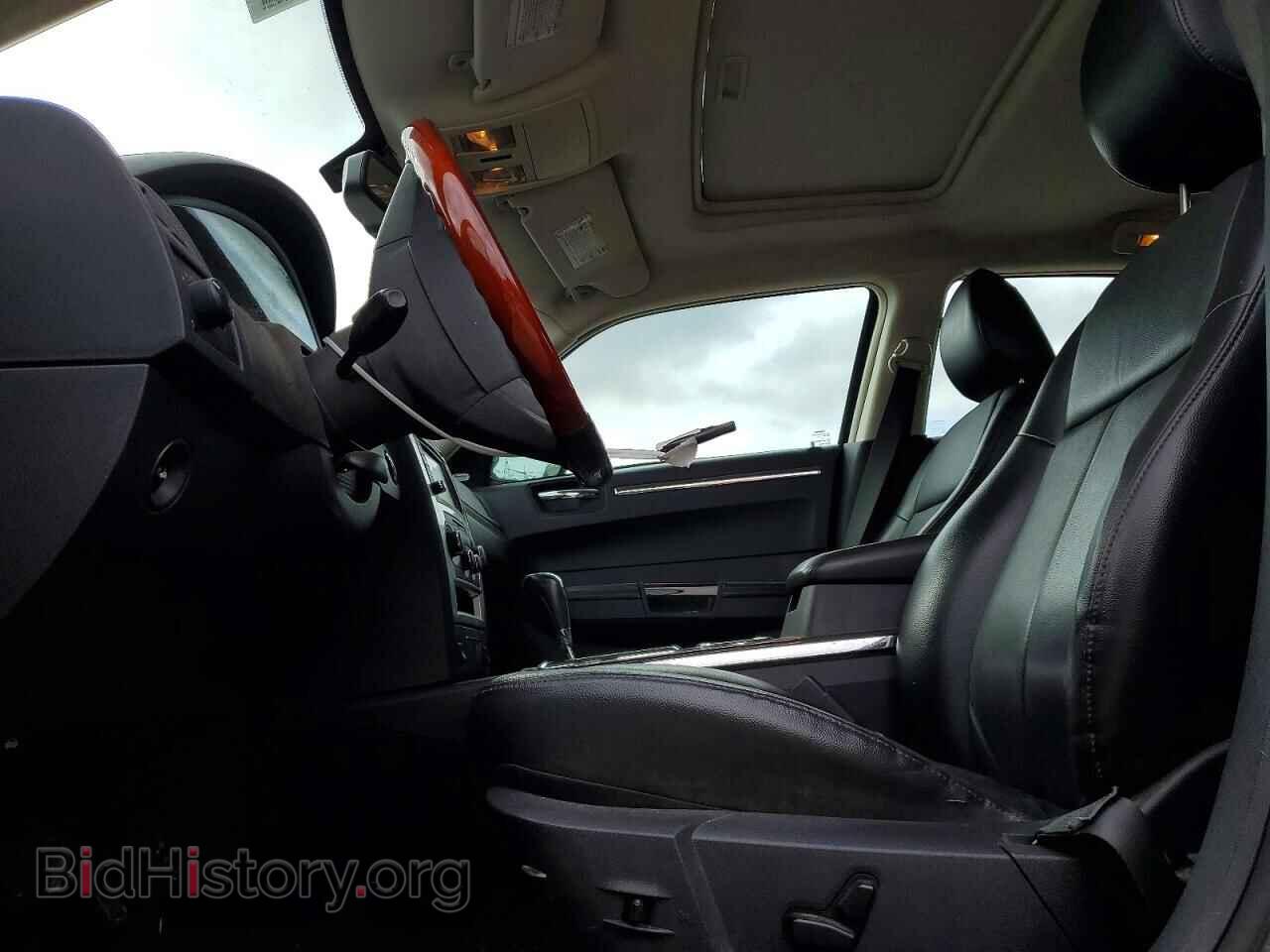 2010 CHRYSLER 300 - VIN: 2C3CA3CV2AH146470 - Photo 7