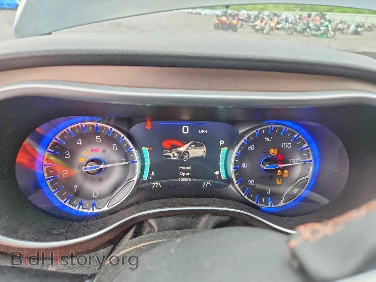 2018 CHRYSLER PACIFICA - VIN: 2C4RC1EGXJR291821 - Photo 9