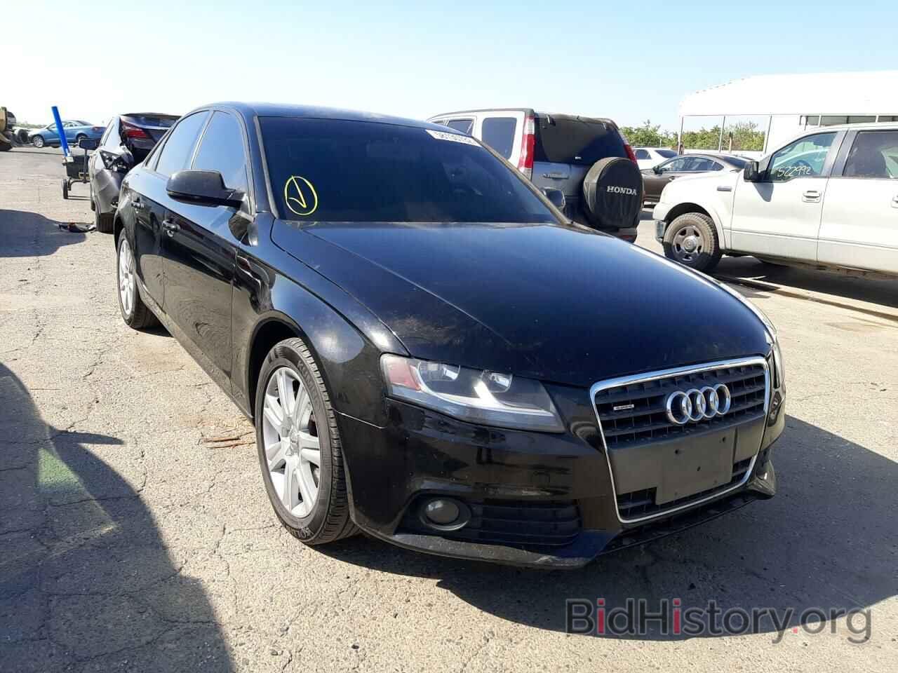 Фотография WAUAFAFL5BN056254 - AUDI A4 2011