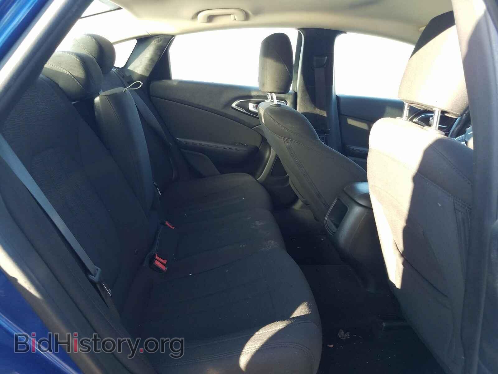 2016 CHRYSLER 200 - VIN: 1C3CCCAB7GN110776 - Фото 6