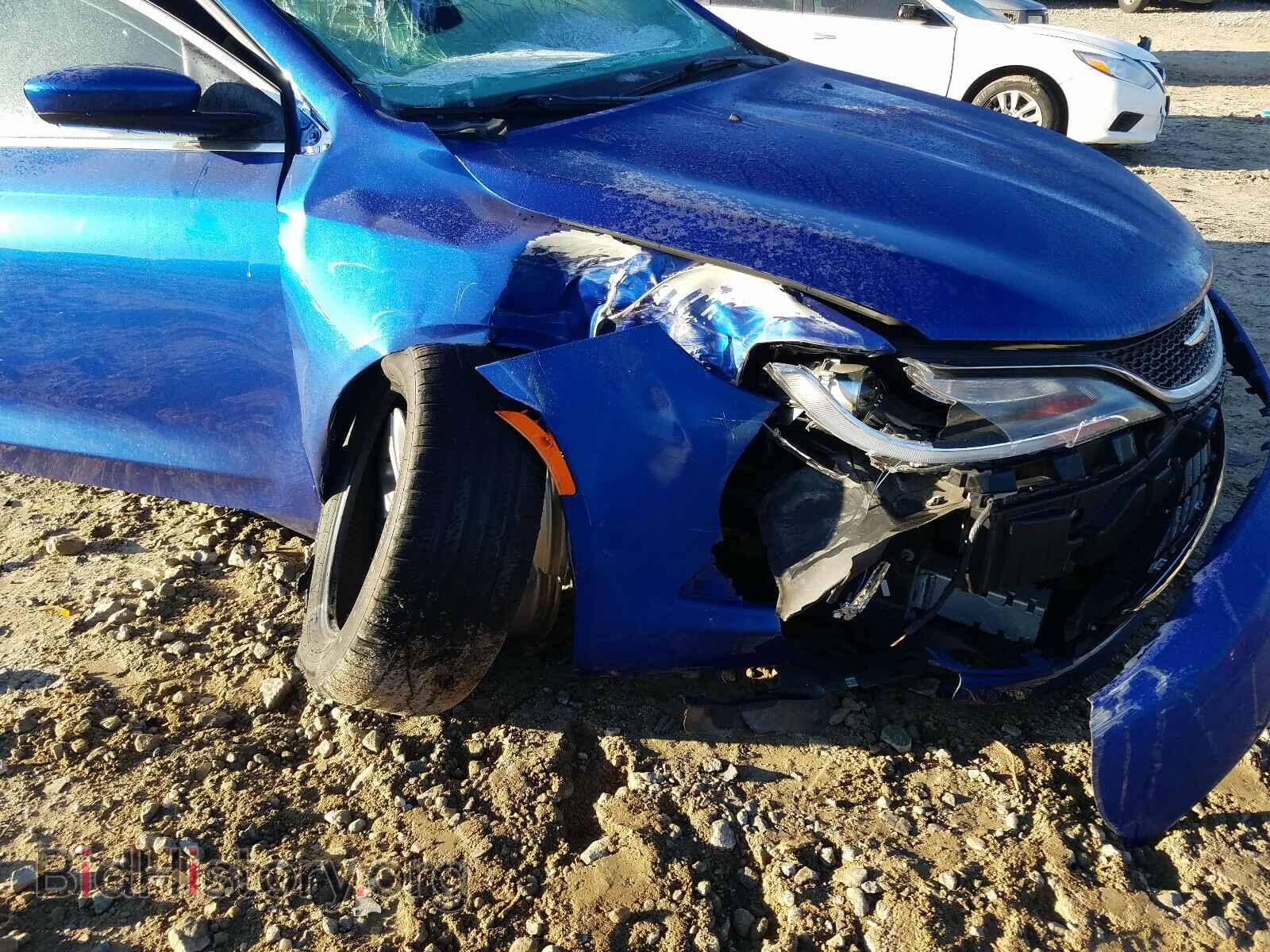 2016 CHRYSLER 200 - VIN: 1C3CCCAB7GN110776 - Фото 9