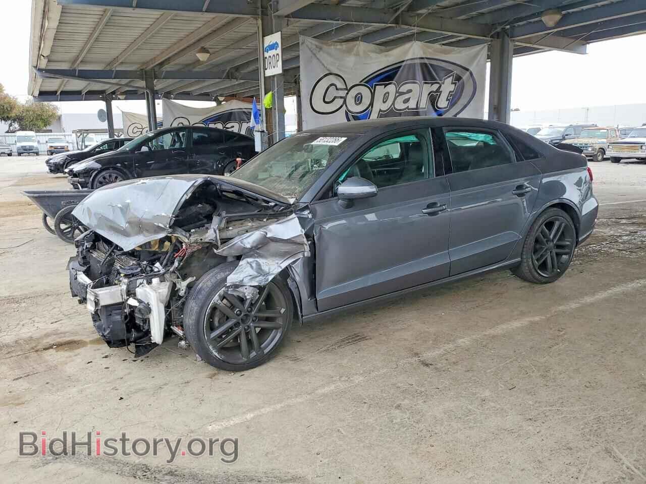Photo WAUAUGFF1J1040934 - AUDI A3 2018