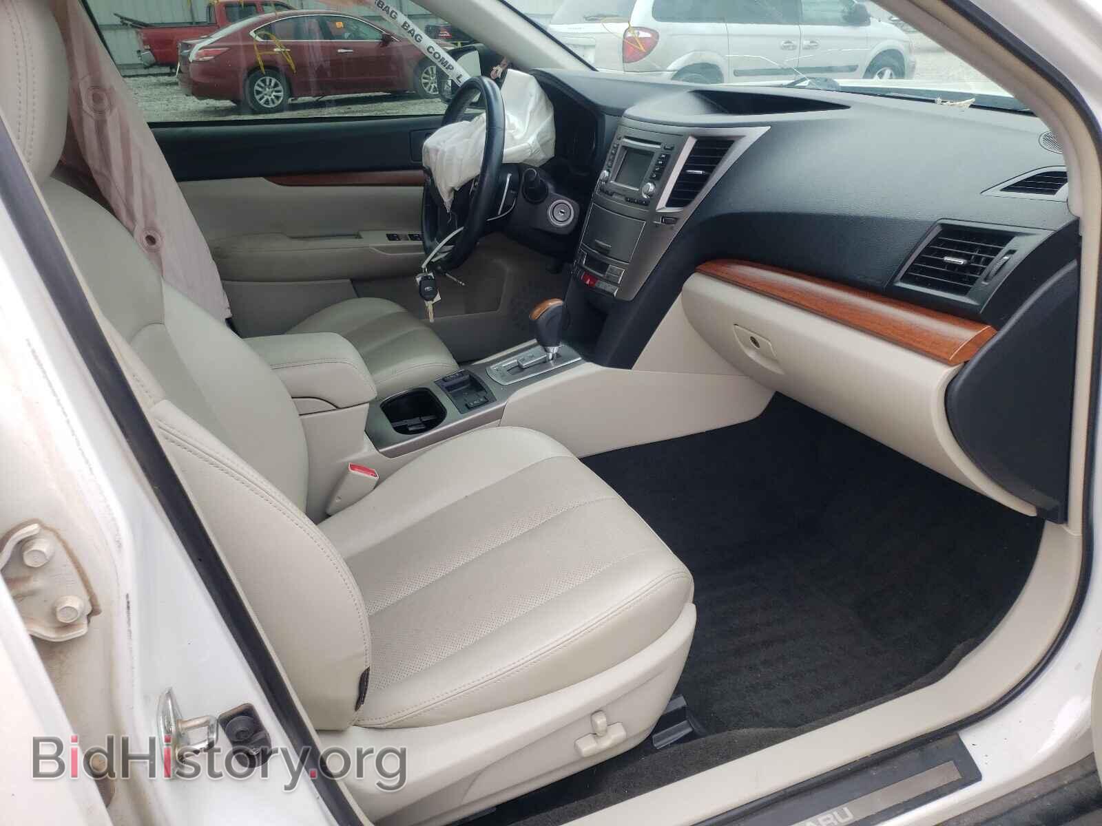 2014 SUBARU OUTBACK - VIN: 4S4BRBLC8E3303450 - Photo 5