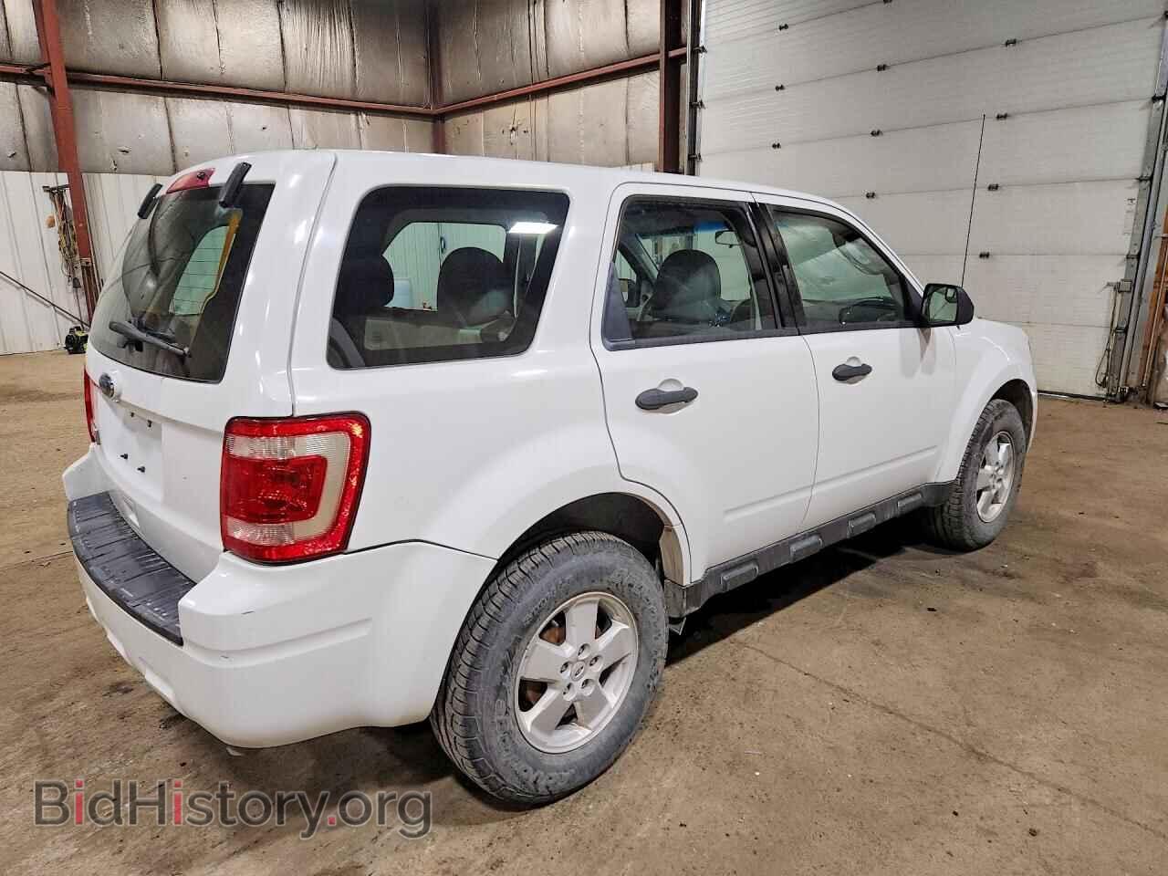 2010 FORD ESCAPE - VIN: 1FMCU9C78AKD33921 - Фото 3