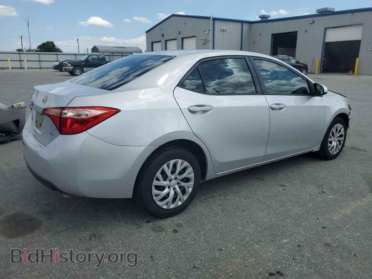 2017 TOYOTA COROLLA - VIN: 2T1BURHEXHC823473 - Фото 3