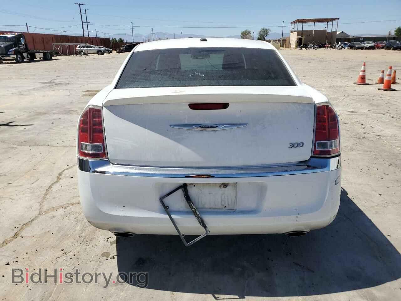 2013 CHRYSLER 300 - VIN: 2C3CCAAG2DH732934 - Фото 6