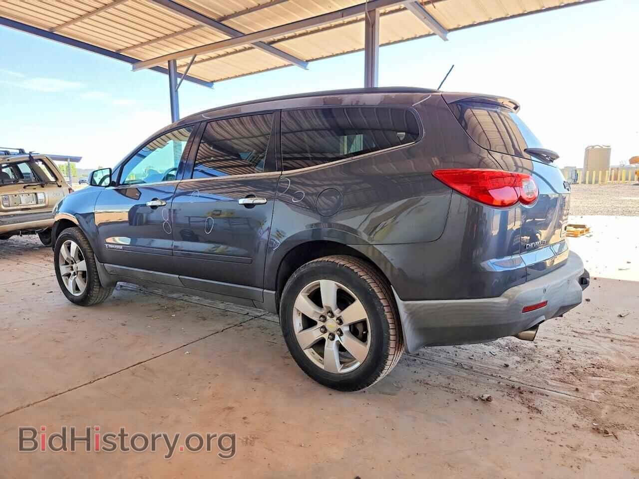 2009 CHEVROLET TRAVERSE - VIN: 1GNER23DX9S127871 - Фото 2