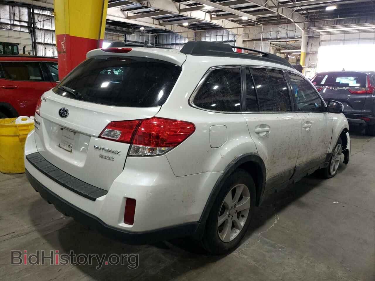 2014 SUBARU OUTBACK - VIN: 4S4BRBCC7E3208264 - Photo 3