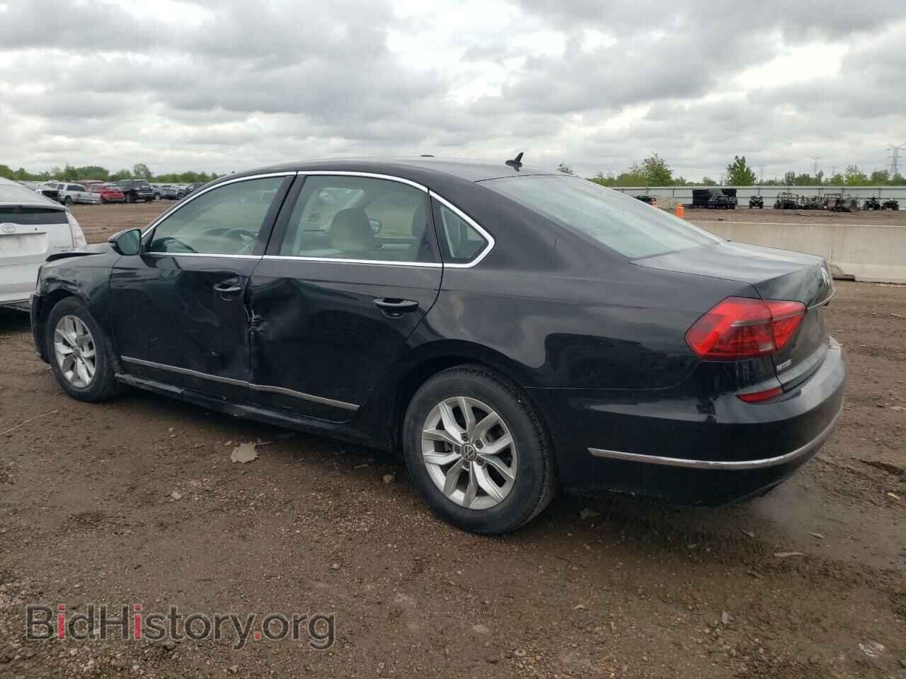 2016 VOLKSWAGEN PASSAT - VIN: 1VWAT7A37GC059307 - Фото 2