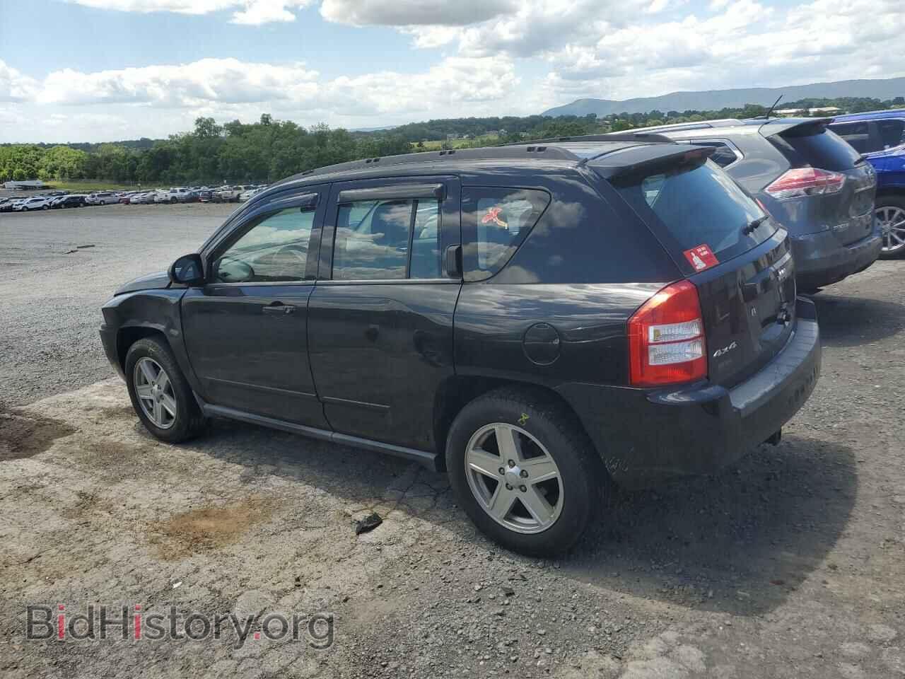 2010 JEEP COMPASS - VIN: 1J4NF4FB8AD584737 - Фото 2