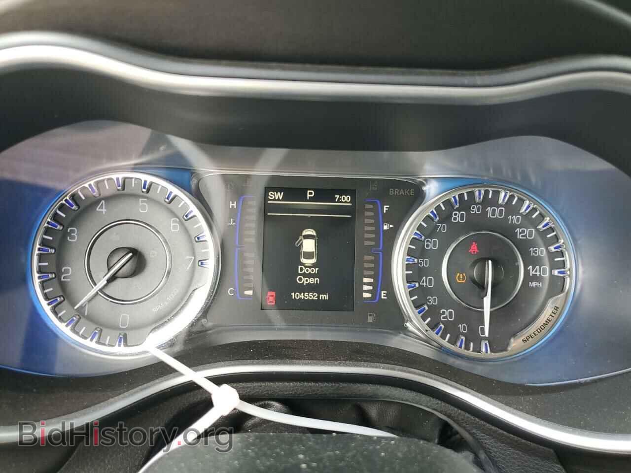 2016 CHRYSLER 200 - VIN: 1C3CCCAB2GN180394 - Фото 9
