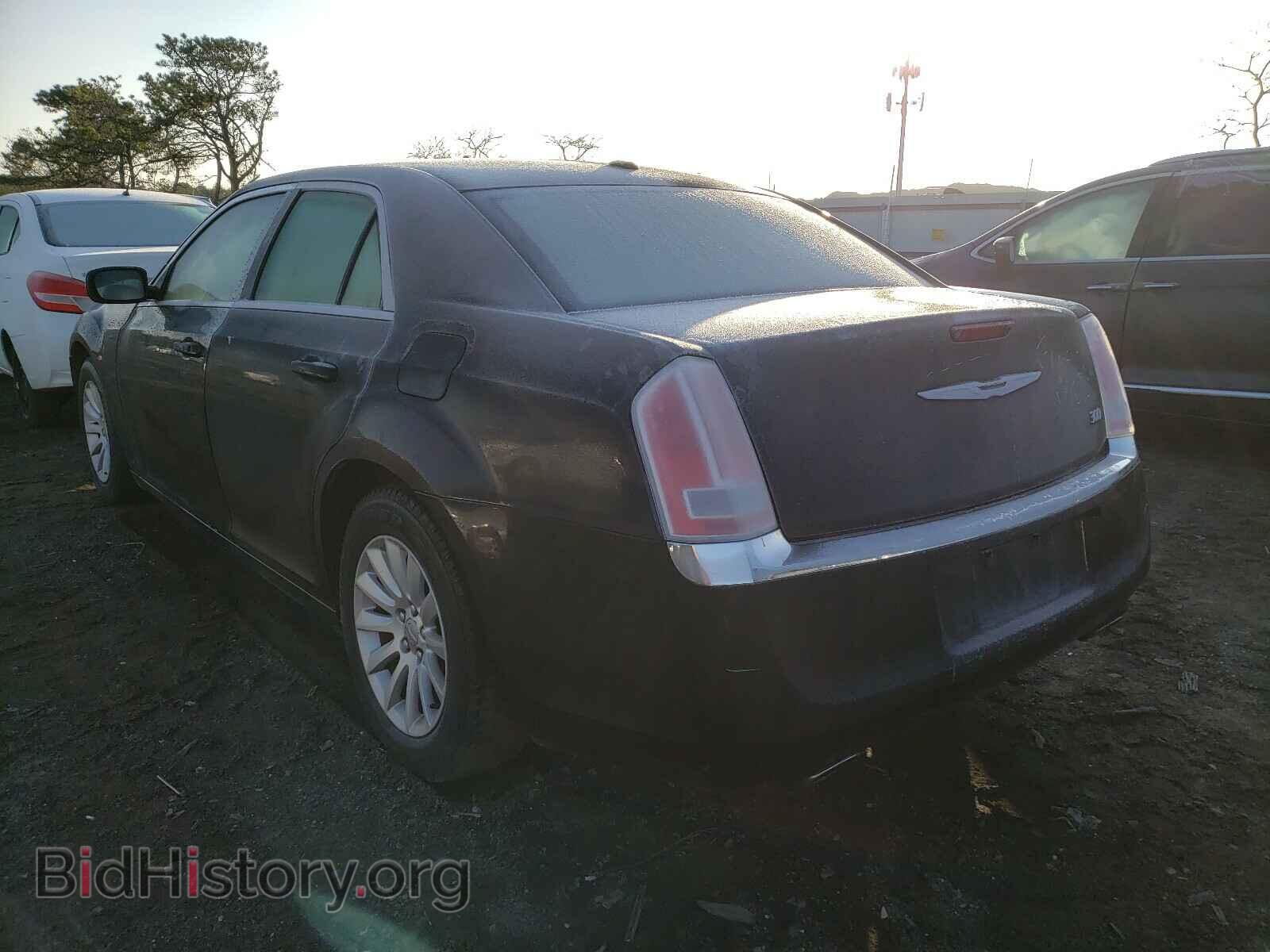 2013 CHRYSLER 300 - VIN: 2C3CCAAG5DH553111 - Фото 3