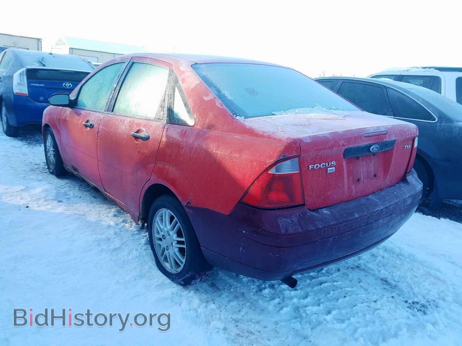 2005 FORD FOCUS - VIN: 1FAFP34N65W220718 - Фото 3